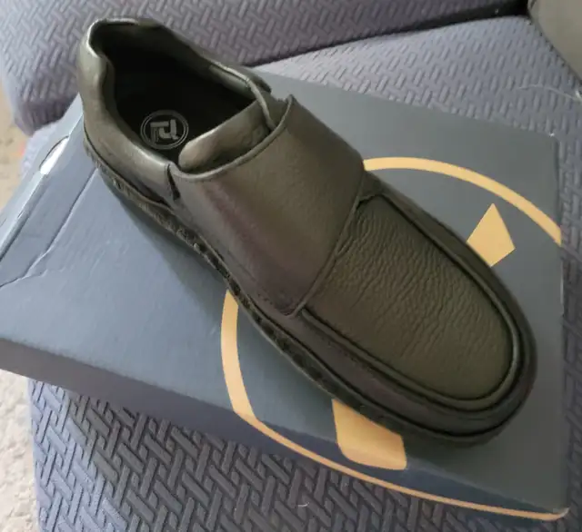 Wide-width Diabetic Men's Scandia Shoe size 10 XX(SE) -Brand New633475362616351219