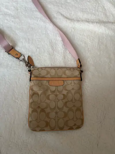 Vintage Y2K Coach Beige Signature Messenger Bag With Coral Trim, View more