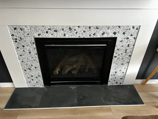Professional Tile Installer – Edmonton476383874322288644