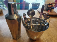 Barware Shaker, Ice bucket w/tools