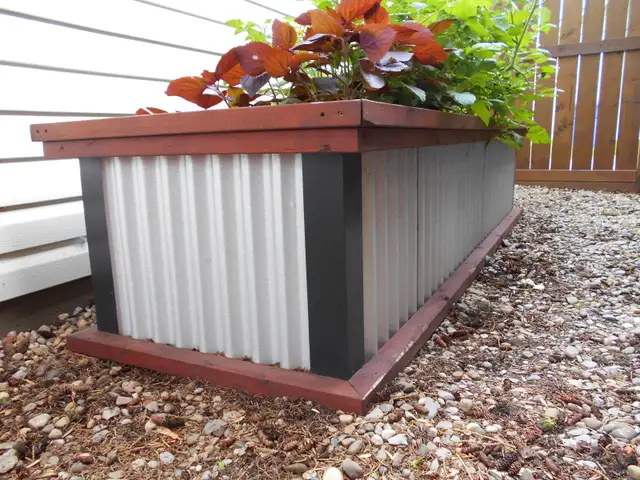 Planter Boxes x463660945137283124