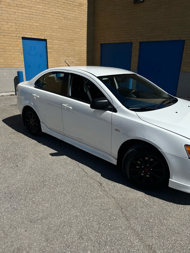 2013 Mitsubishi lancer in Cars & Trucks in Barrie - Image 2