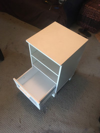Cabinet/end table