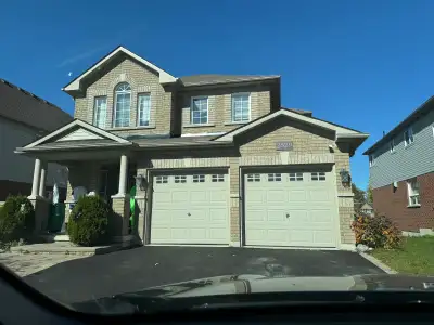 Location: 2529 Cunningham Blvd, Peterborough, ON K9H 0A9 ✨ Property Highlights - Spacious Upper Unit...
