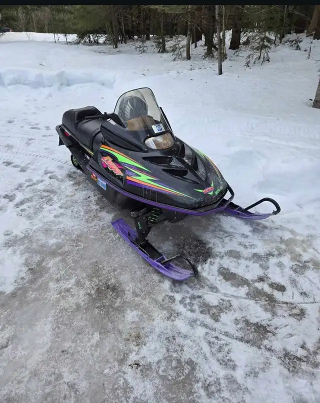 98 CAT AND 89 DOO $2200 O.B.O | Snowmobiles | Muskoka | Free local ...