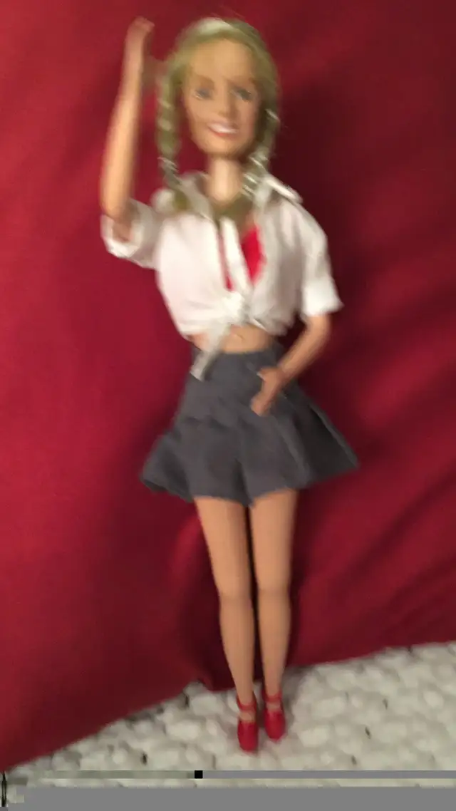 SINGING BRITTANY in Toys & Games in Oshawa / Durham Region - Image 4