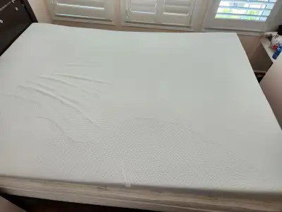 Mattress foam topper with cover, queen size, View more