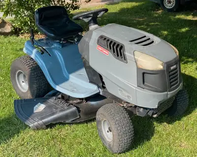 Overall good clean shape and runs well. Blades are couple weeks old and just sharpened. New battery,...