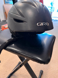 Ski Helmet Large - Giro Brand 56cm to 62 cm