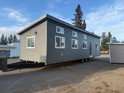 14 x 40 Tiny home on wheels completely finish Register registered Traler Bumper pulled Fully finish...