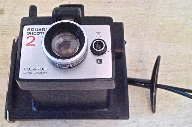 Vintage 1960. Collection. Land camera Polaroid Square shoooter dans Art et objets de collection  à Lévis - Image 2