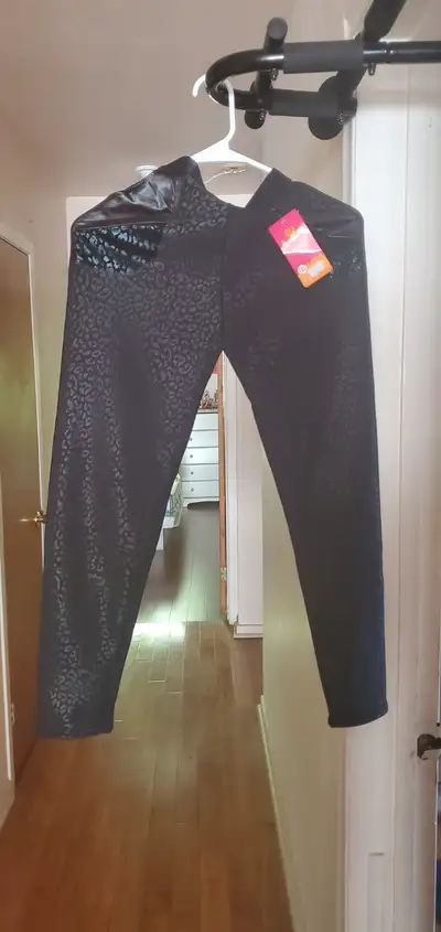 4 Brand new Winter Warm inner Plush Leggings, Thermal leggings (, View more