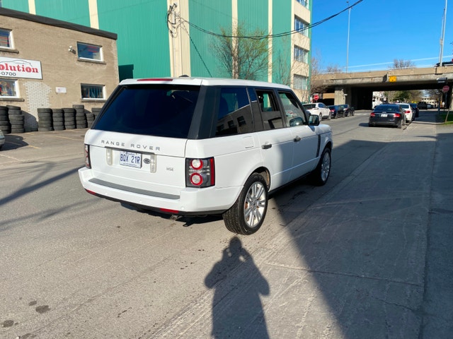 2011 Land Rover Range Rover HSE w/Luxury Pack — photo 5
