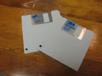 Pack de 2 disquette / floppy disk 3M DS,DD 720ko rare, View more
