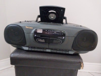 Vintage Venturer Radio Cassette CD Player
