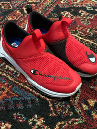 Men’s Champion red asana shoes
