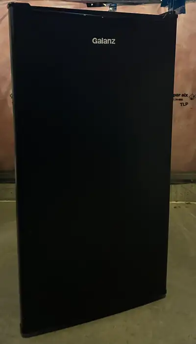 Galanz Mini Fridge/freezer, View more