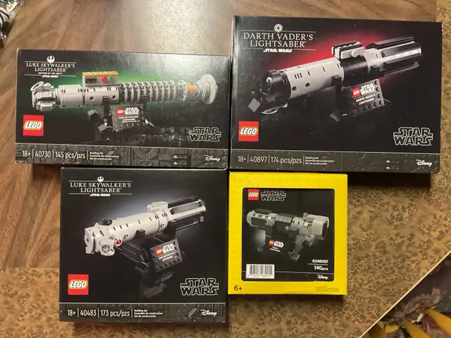 LEGO Star Wars Lightsaber Building Set Bundle