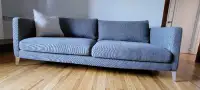 Divan Structube Couch