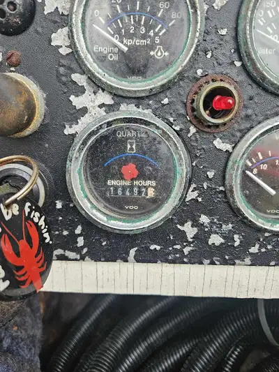 Mitsubishi engines.. yellow one (hours unknowin ) for parts ..still runs ..needs turbo oil line .. d...