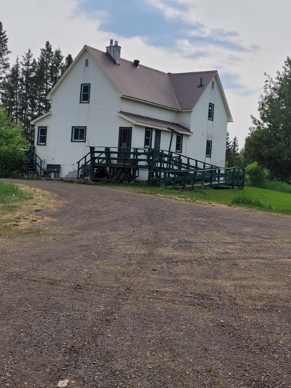 BEAUTIFUL COUNTRY HOUSE FOR SALE BY OWNERS Houses for Sale Thunder