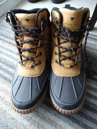 Bottes d'hiver, View more