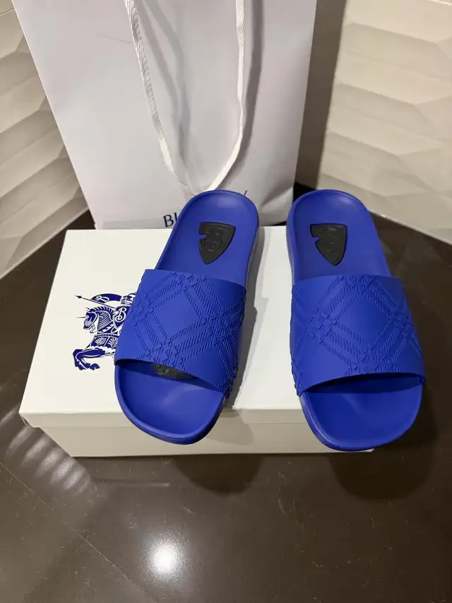 Burberry Rubber Slides in Men's Shoes in Hamilton - Image 4