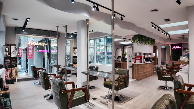 Looking for Hairdressers in Asian hair salon in Hair Stylist & Salon in City of Toronto