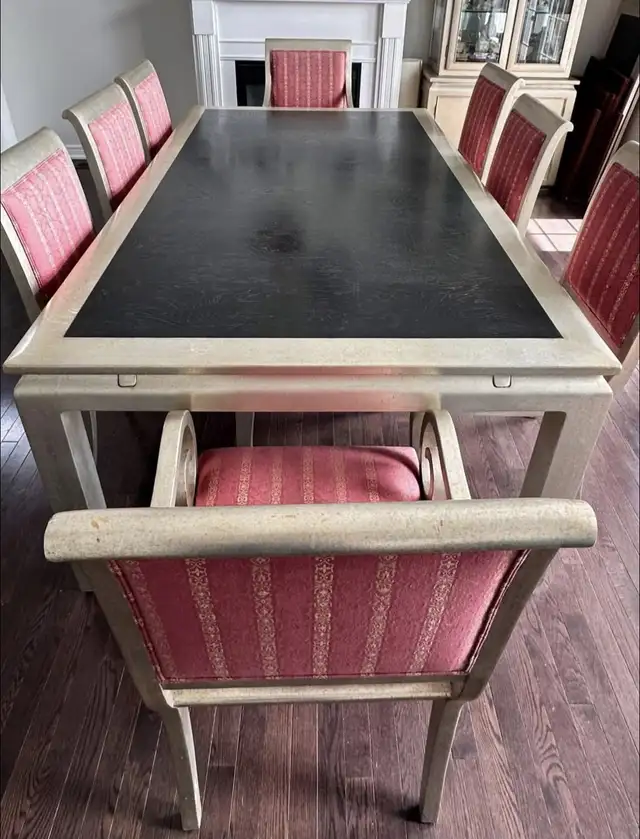 Dinning Room Set in Dining Tables & Sets in Markham / York Region - Image 2