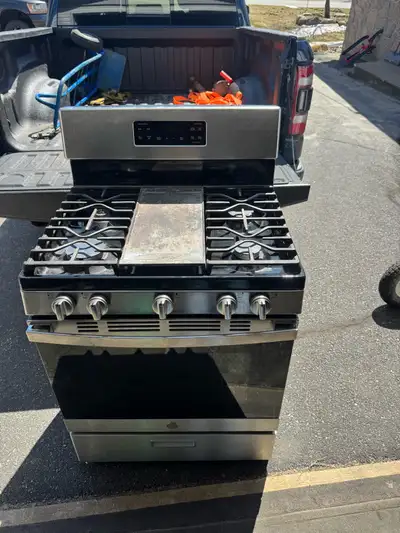 7053807913 Asking $400 obo great working condition needs good cleaning needs small metal piece for b...