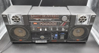 VINTAGE BOOMBOX JVC PC-200 PORTABLE  SYSTEM RARE SERVICED