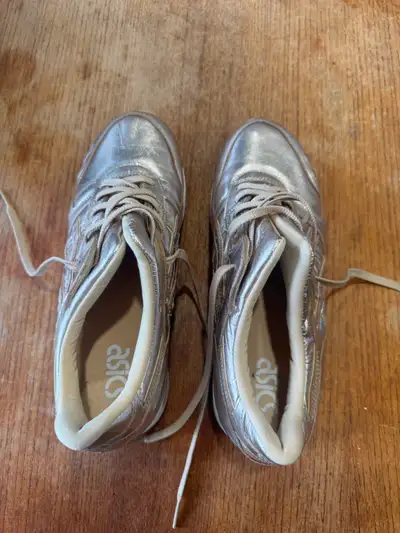 Souliers Asics femme, View more