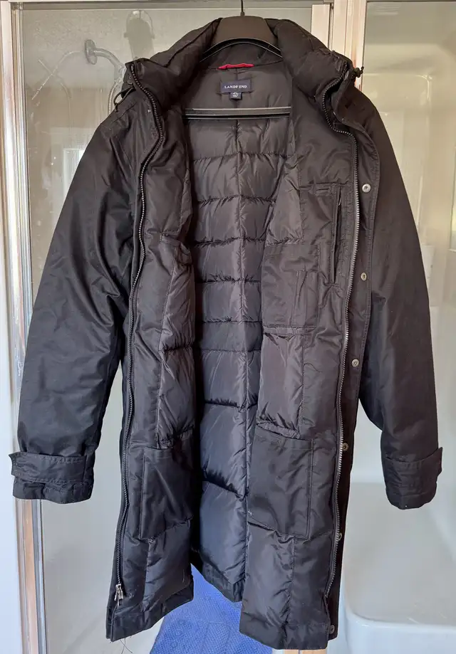 LANDS END Men’s Down Parka - XL - Black in Men's in Calgary - Image 4