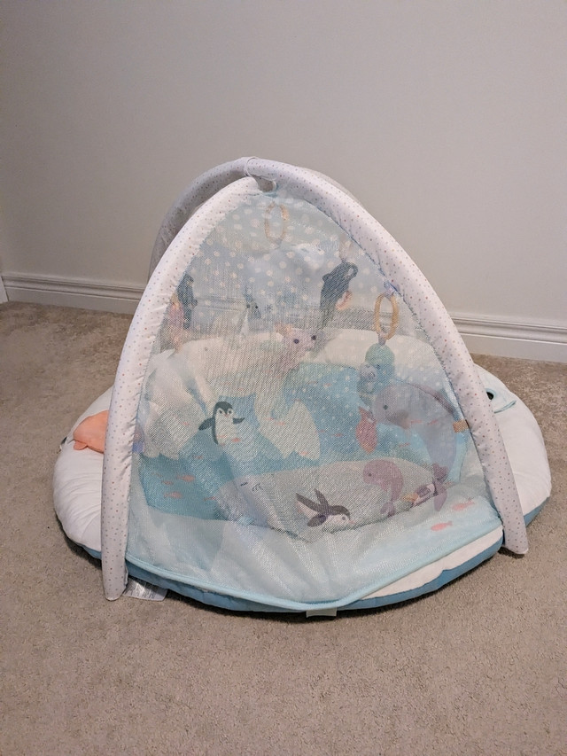 Carter's baby play mat in Playpens, Swings & Saucers in Oakville / Halton Region - Image 4