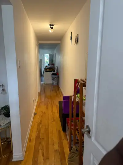 Grand 4-1/2 dans 1 Triplex, Longueuil
