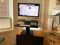 Height Adjustable sitting/standing Desk