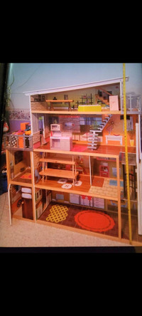 Child's Doll House 