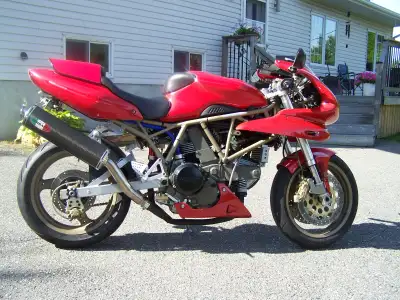 Very good condition 750SS New - all gaskets/seals in engine - gaskets/seals in EFI - oem piston ring...