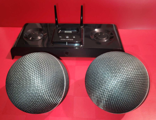 Centrios wireless speaker set in Speakers in London - Image 2