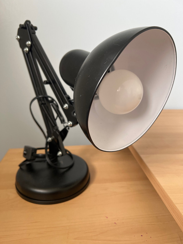 Desk lamp for sale  in Indoor Lighting & Fans in Regina
