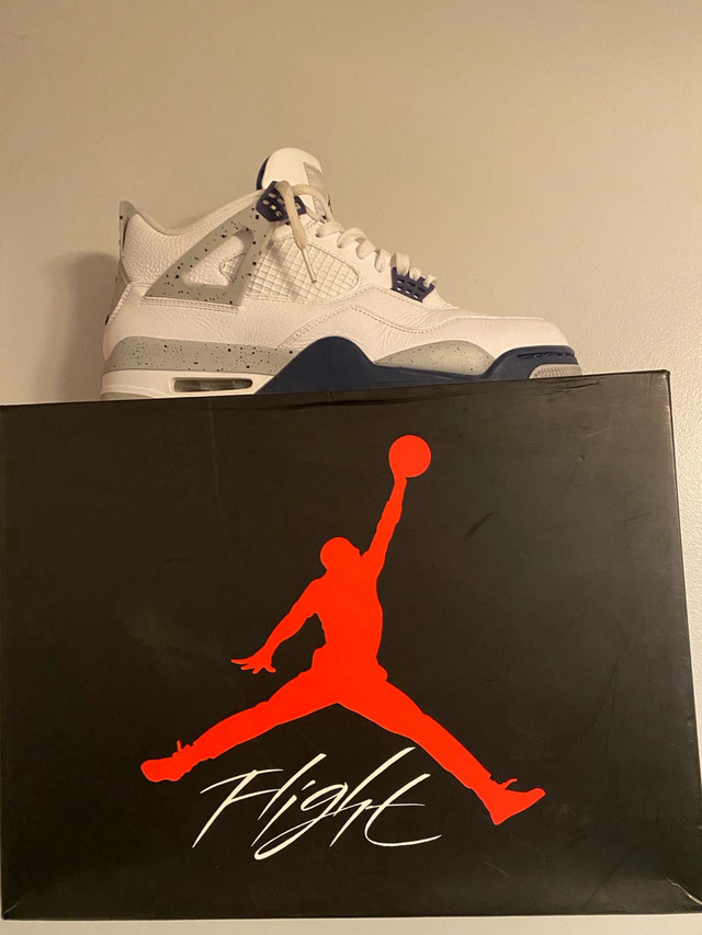 Jordan 4’s Mid Night Navy’s in Men's Shoes in Mississauga / Peel Region - Image 4