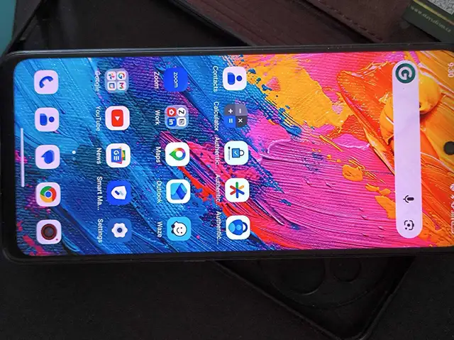 ZTE 60 XE NextPaper 5G Phone in Cell Phones in Markham / York Region - Image 3