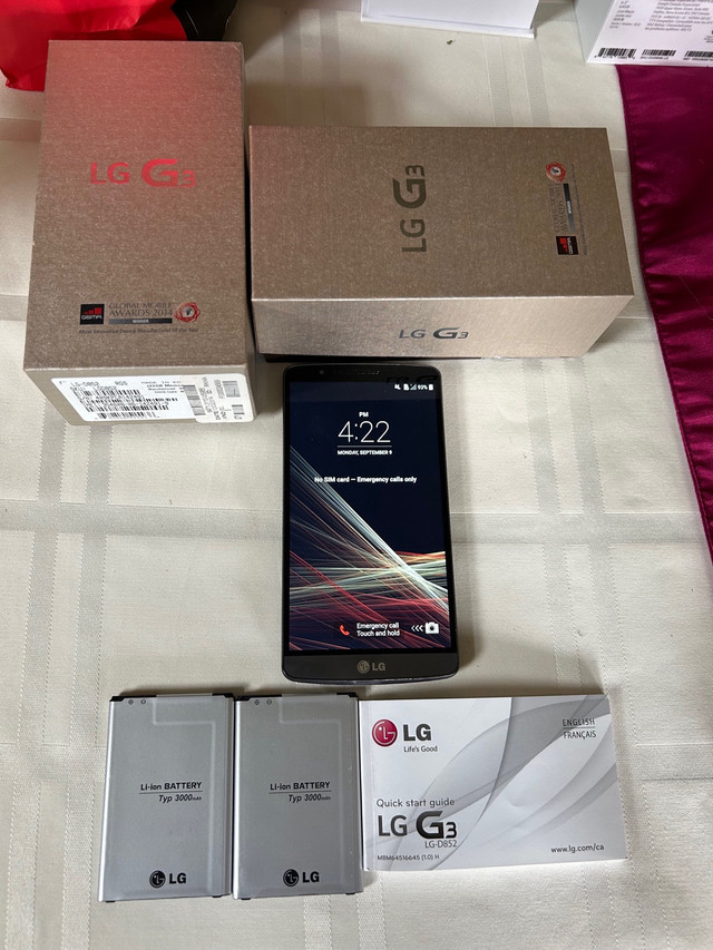 LG 3 phone with 2 batteries and BONUS! in Cell Phones in Ottawa