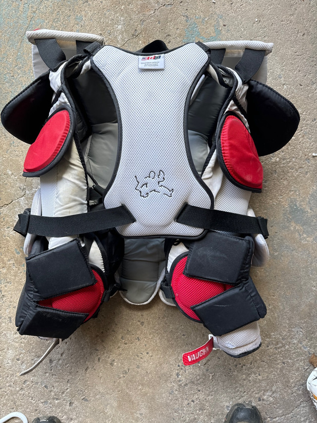 Goalie chest protector  dans Hockey  à Longueuil/Rive Sud