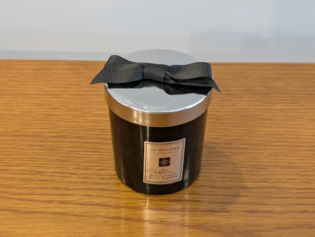 NEW: Jo Malone London Oud & Bergamot Scented Candle in Home Décor & Accents in City of Toronto - Image 3