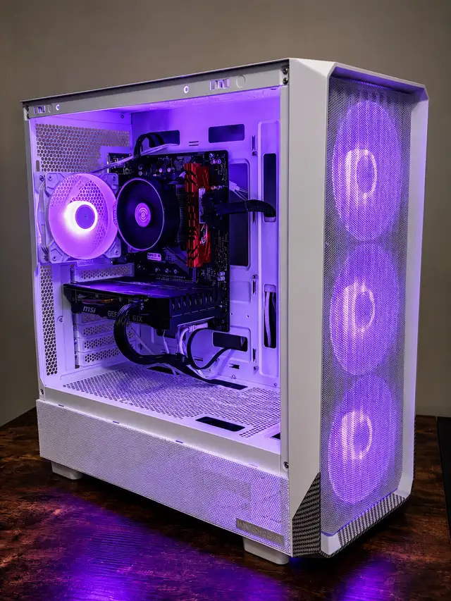 White Gaming PC | Ryzen 5 3600X | GTX 1660 | 16GB RAM in Desktop Computers in Delta/Surrey/Langley - Image 4
