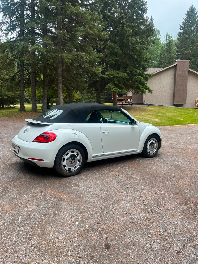 2015 Mint Rare Beetle Convertible in Cars & Trucks in Red Deer - Image 4
