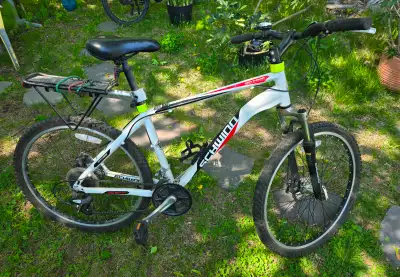 Bicyclette Schwinn, View more