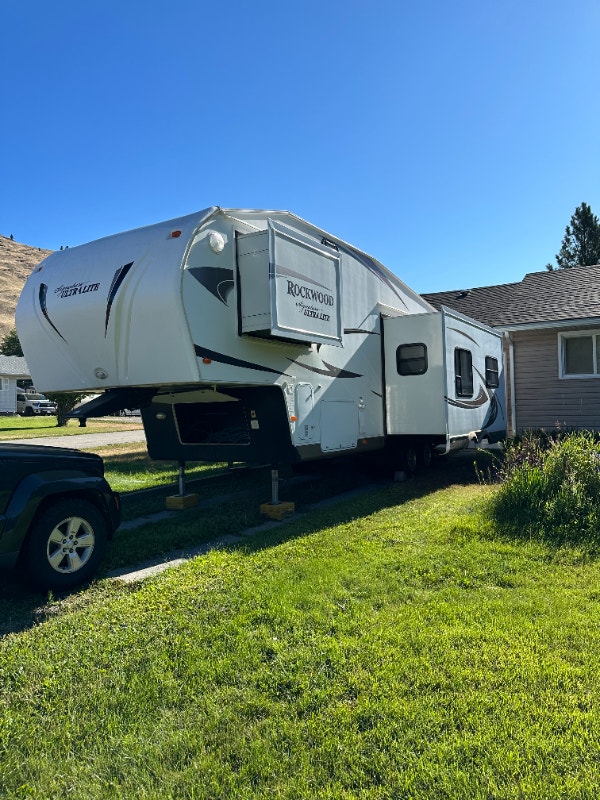 RV 5TH Wheel 28' RVs & Motorhomes Penticton Kijiji