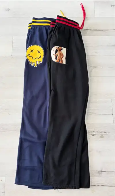2/15$ pantalons jogging XL jamais portés , View more